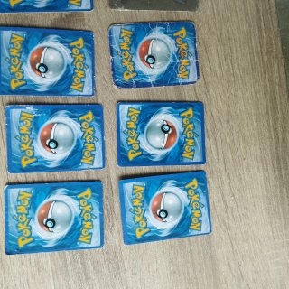 Carta Pokémon Arceus V 220 PS Y más cartas