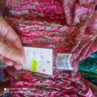 Vestido estampado rosa y rojo,y en verde,el pack 2
