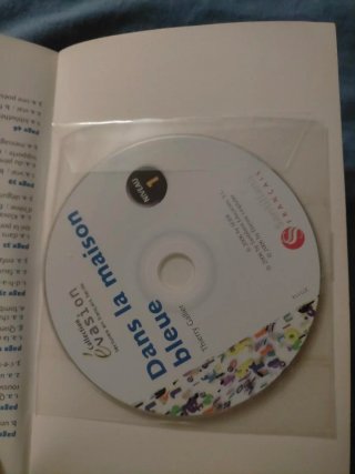 EVASION 1 PACK - DANS LA MAISON BLEUE+CD