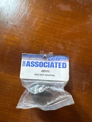 Team Associated RC8 Diff Housing #89115