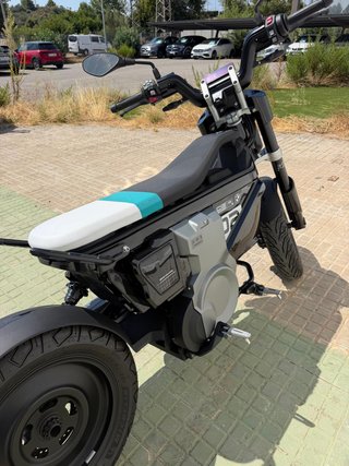 BMW C02 Eléctrica