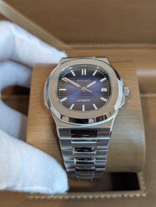 Reloj Seiko Mod Nautilus Azul Marino y Plateado