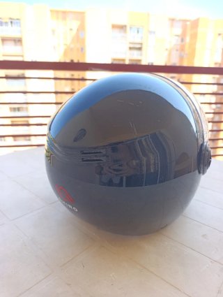 Casco de moto negro (Talla M-L)