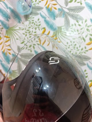 Casco de moto negro (Talla M-L)