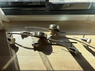 Lámparas de techo IKEA moderna con 6 bombillas LED