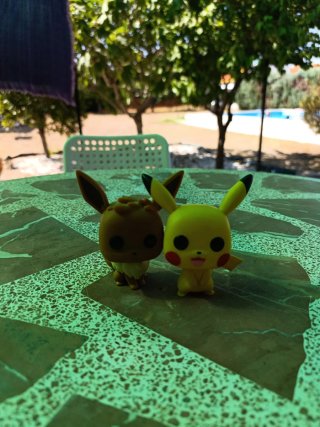 Funko Pop Pokemon Eevee y Pikachu