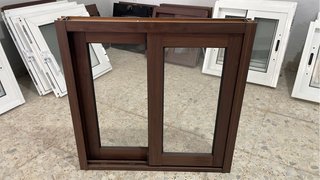 Ventana Nogal 60x60 A Estrenar