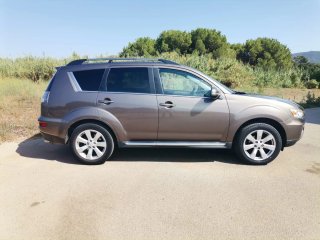 Mitsubishi Outlander 4x4 7 PLAZAS.BOLA REMOLQUE