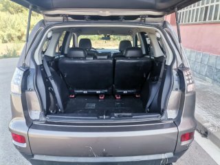 Mitsubishi Outlander 4x4 7 PLAZAS.BOLA REMOLQUE