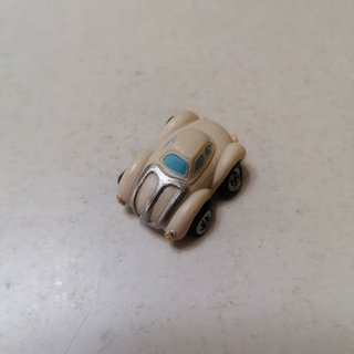 4 Carrinhos miniatura baquelite