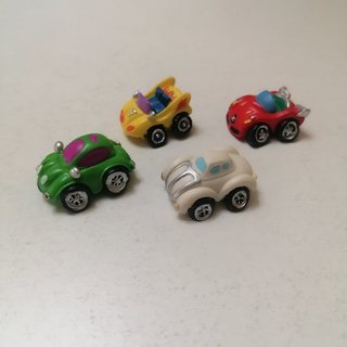 4 Carrinhos miniatura baquelite