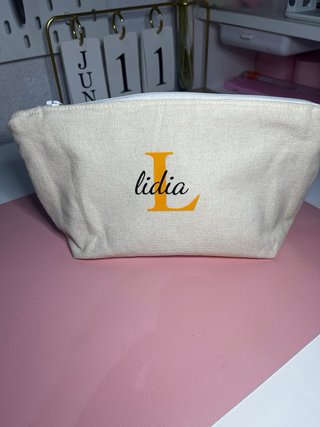 Neceser personalizado hecho a mano