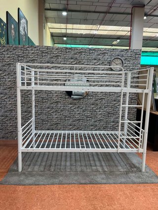 Cama litera metálica blanca