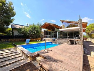 Chalet en alquiler en Torre en Conill-Cumbres de San Antonio en Bétera