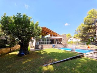 Chalet en alquiler en Torre en Conill-Cumbres de San Antonio en Bétera