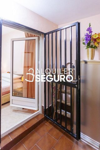 Piso en alquiler en Valdeacederas en Madrid