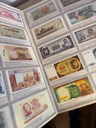 Álbum Billetes del Mundo DIDEC
