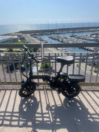 Bicicleta Eléctrica Plegable Negra