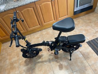 Bicicleta Eléctrica Plegable Negra