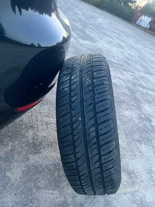8 Neumáticos 215/45 R17 91W
