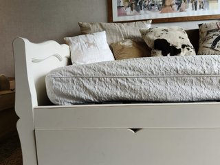 Cama nido blanco roto. Madera  Con colchón