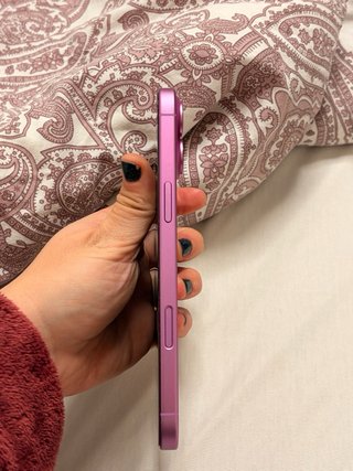 iPhone 16 Rosa NUEVO. Tiene 15 dias