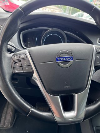 Volvo V40 2015