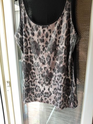 Top lentejuelas leopardo