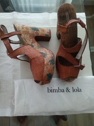 Sandalias Bimba y Lola Tacon Corcho Rafia