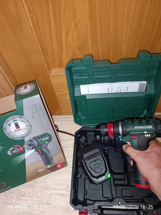 Taladro atornillador Parkside+Batería+ cargador