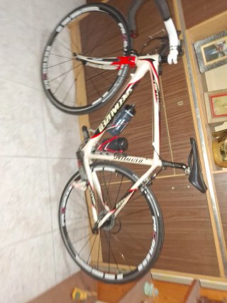 Bicicleta de carretera Specialized solo llsmadas