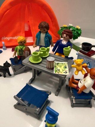 Playmobil Camping 70089 - Familia y Diversión