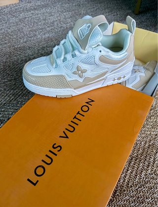 Zapatillas Louis Vuitton Beige y Blancas