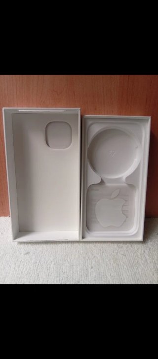 Caja IPHONE 15