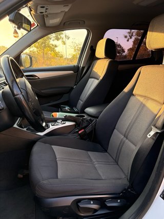BMW X1 2011