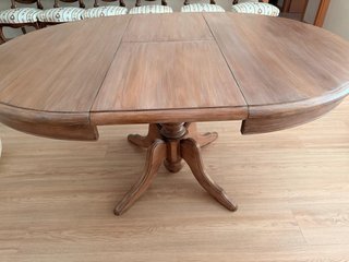 Mesa extensible de madera maciza restaurada