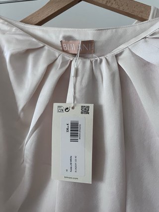 Falda y blusa BIMANI blanco