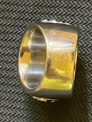 Anello acciaio pietre sintetiche nero argento
