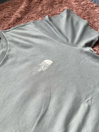 Camiseta The North Face Gris Azulada Talla L