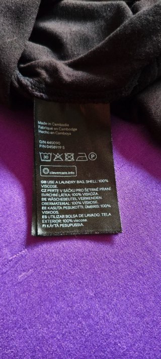 Camiseta tirantes mujer con encaje de vestir.