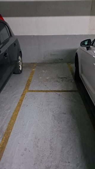 Plaza de garaje de motocicleta de 1’20 *2’00 m2