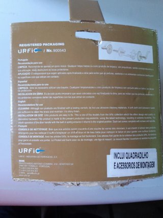 Picaporte dorado para puertas