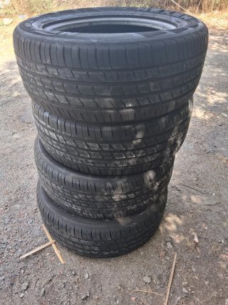 Ruedas 255/55ZR18 casi nuevas juegos d 4 ruedas.