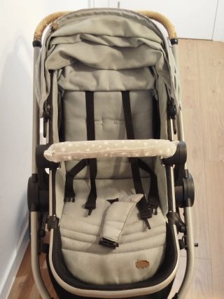 Carrito de bebé Chicco gris
