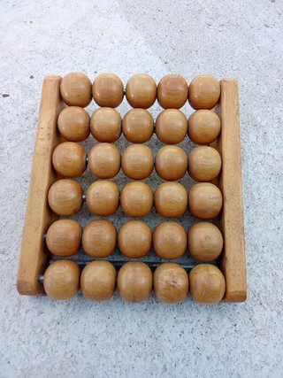 Massaggiatore piedi in legno