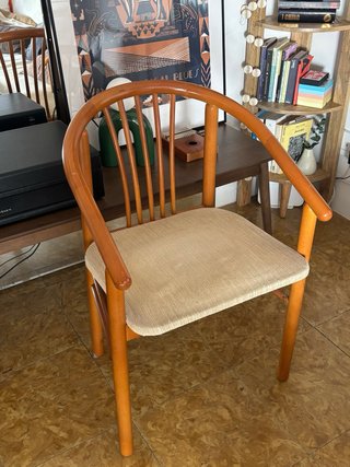 Silla vintage madera y tela beige