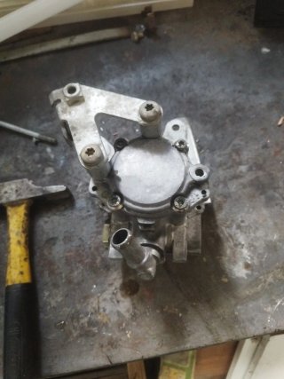 Bomba de dirección asistida BMW E39