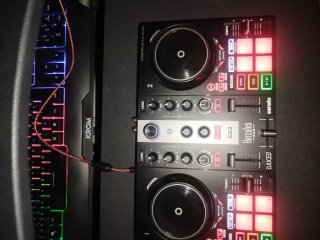 Hercules DJControl Impulse 200 MK2