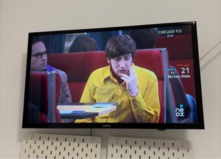 Televisión Samsung Negra de 32"