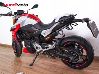 BMW F 900 R